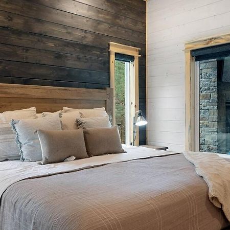 Lone Pine Lodge. Brand New! 2 Bedroom Luxury Cabin. Broken Bow Exterior photo